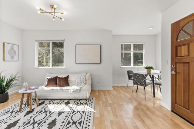 990 Rose Avenue, Mountain View CA: https://media.crmls.org/mediaz/2ed27d52-3558-4f3d-b88b-d76d8b720c02.jpg