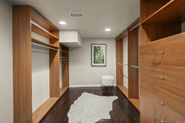 5968 Caminito De La Taza, San Diego CA: https://media.crmls.org/mediaz/2ed2869f-a6ce-45f1-83b8-b47144493ffa.jpg