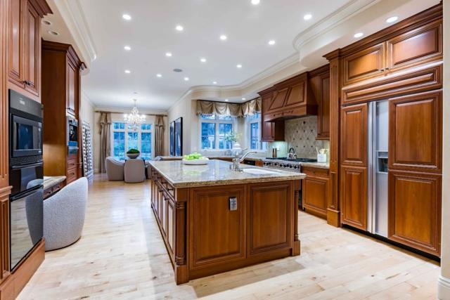 58 Marymont Avenue, Atherton CA: https://media.crmls.org/mediaz/2ed357f3-174a-4ec8-896e-bf0c4d9f231f.jpg