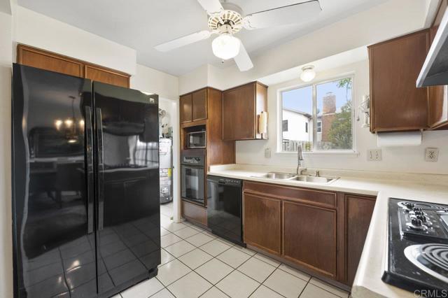 1113 Camino Del Sol Circle, Carlsbad CA: https://media.crmls.org/mediaz/2ed37d60-040d-455e-a906-4c3f33faf8da.jpg