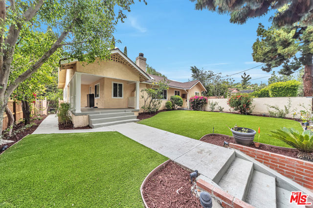 3938 Tracy Street, Los Angeles CA: https://media.crmls.org/mediaz/2ed38dfa-87c5-44c4-b909-8c6b32518c13.jpg