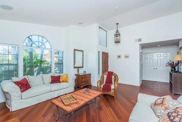 729 Poinsettia Park, Encinitas CA: https://media.crmls.org/mediaz/2ed3a6da-0b01-49b6-92dc-9fe519428c6f.jpg