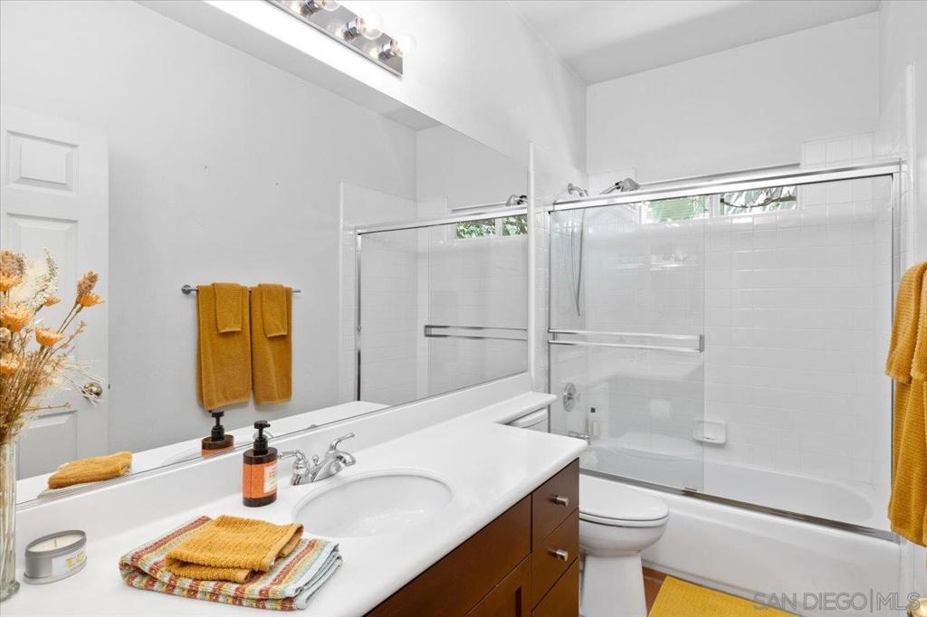 MLS #250035046SD image #21