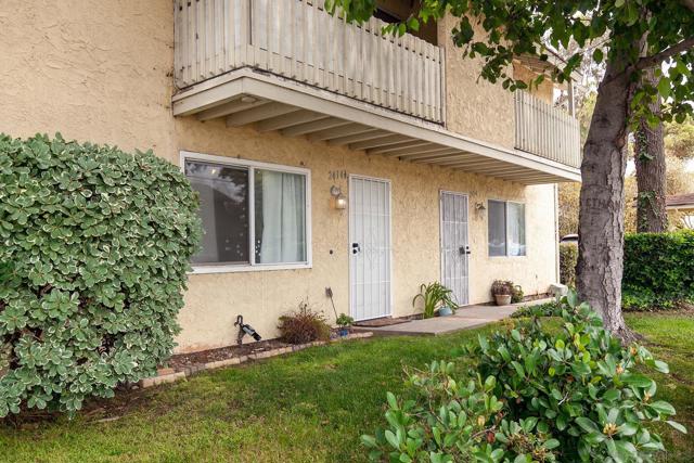 2414 1/2 Grove Ave, San Diego CA: https://media.crmls.org/mediaz/2ed4b519-4f6a-4bca-b936-00878217b35f.jpg