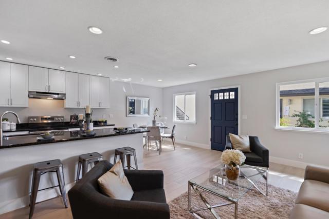 323 E Latimer Avenue, Campbell CA: https://media.crmls.org/mediaz/2ed4d119-cbf4-483a-983b-04a5f5981e5c.jpg