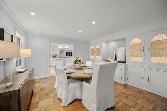 37 Lupin Lane, Atherton CA: https://media.crmls.org/mediaz/2ed50362-0322-456c-88bc-65c23704ad28.jpg