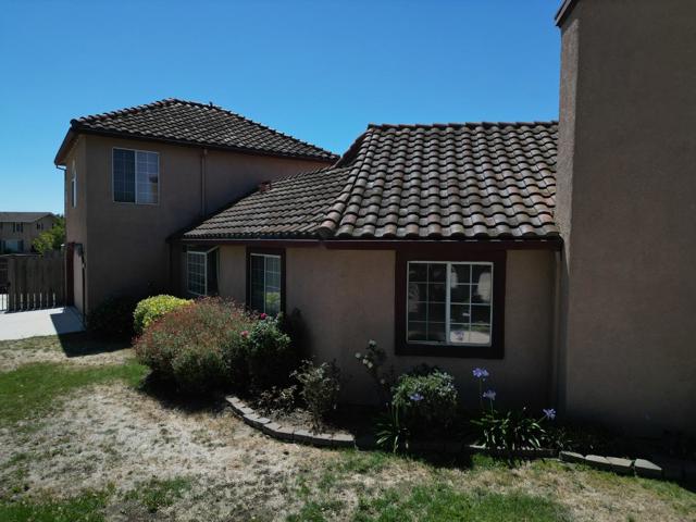 605 N Mildred Avenue, King City CA: https://media.crmls.org/mediaz/2ed59e17-4103-417f-8042-c15a7b2f3c9a.jpg