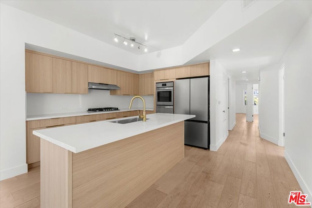 MLS #26843935 image #17