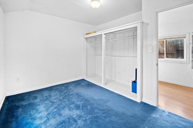 2066 Sterling Avenue, Menlo Park CA: https://media.crmls.org/mediaz/2ed65939-5c2e-4633-9835-27b23cc940ef.jpg