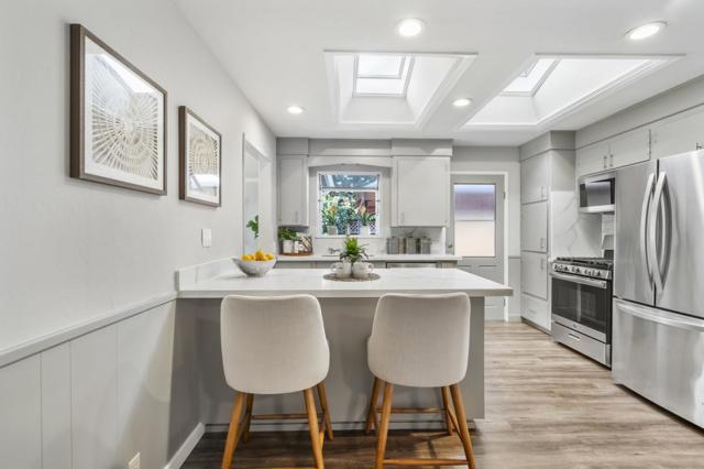 1051 Dale Avenue, Mountain View CA: https://media.crmls.org/mediaz/2ed7937b-f0c9-4f5e-83bf-2992a13f7add.jpg