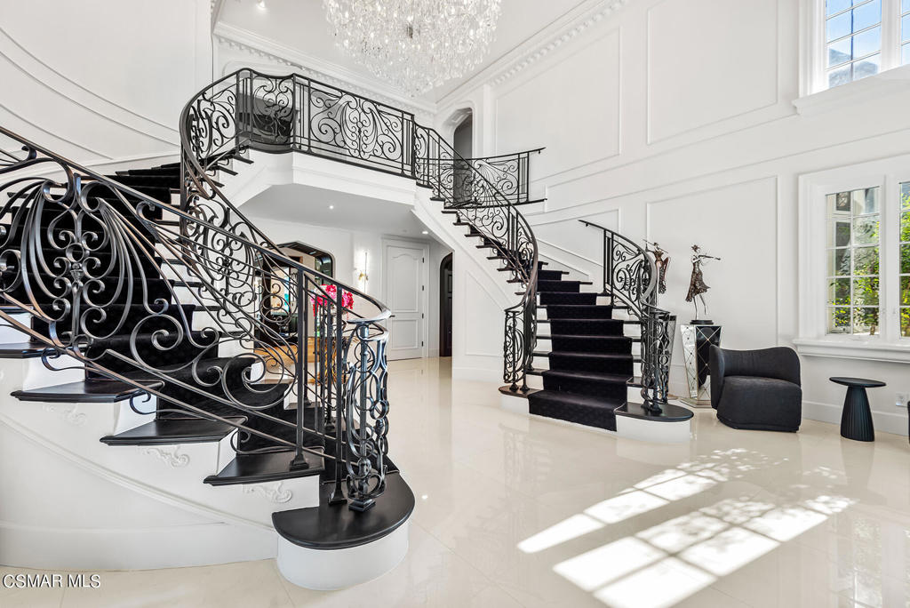 MLS #224004093 image #9