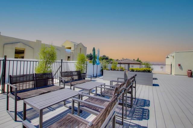 400 San Benito Street, Hollister CA: https://media.crmls.org/mediaz/2ed84e3d-5ab6-4882-b3b4-b7d4f36e83e4.jpg