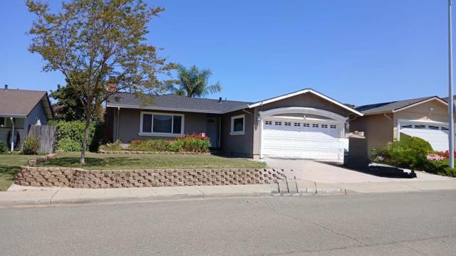 1761 Butano Drive, Milpitas CA: https://media.crmls.org/mediaz/2ed8f4cf-18e4-4932-97d8-db882e799e6b.jpg