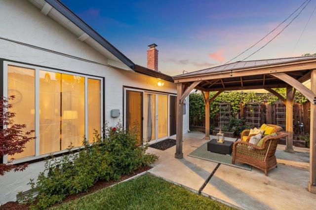 1592 Chambers Drive, San Jose CA: https://media.crmls.org/mediaz/2ed901c6-97fa-4f56-9b2a-0b27d7c94280.jpg
