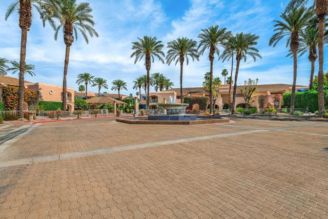 500 E Amado Road #212, Palm Springs, CA 92262
