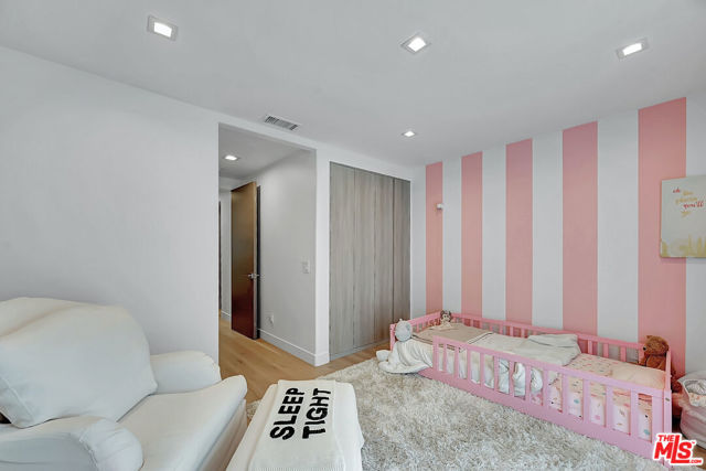 6442 Lunita Road, Malibu CA: https://media.crmls.org/mediaz/2eda9c4c-85d5-4a30-a55d-c02c41a5eb65.jpg