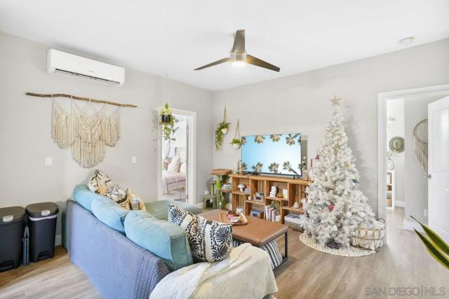 931 21st, San Diego CA: https://media.crmls.org/mediaz/2edb8db8-7d6e-4f4b-bd42-3807c3c124d7.jpg