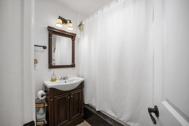 1090 W Edmundson Avenue, Morgan Hill CA: https://media.crmls.org/mediaz/2edc413c-f416-46b1-8867-5b1014b35a55.jpg
