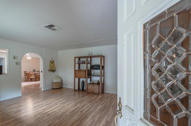 Image 6 of 39 For 17581 Pond-derosa