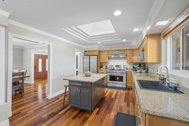 1834 Hicks, San Jose CA: https://media.crmls.org/mediaz/2edc92a7-04af-47dd-a216-3ebbbbbad3dd.jpg