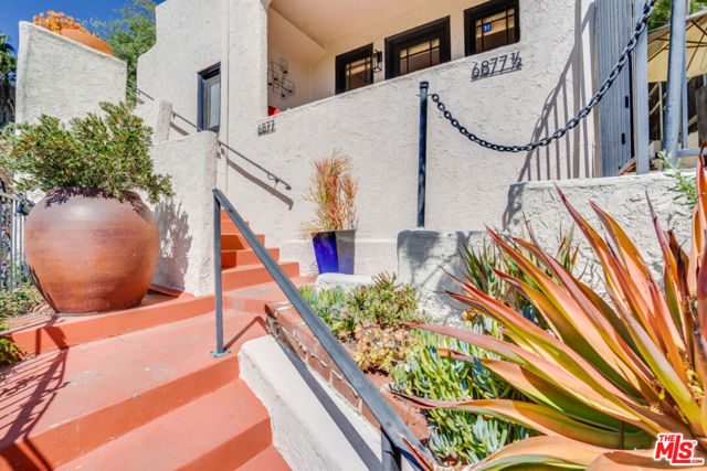 Image 3 for 6877 Yeager Pl, Los Angeles, CA 90068