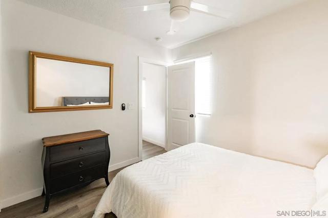 2948 50 Franklin Ave, San Diego CA: https://media.crmls.org/mediaz/2ede6129-ee2f-4a36-8afa-9d46bd5d689e.jpg