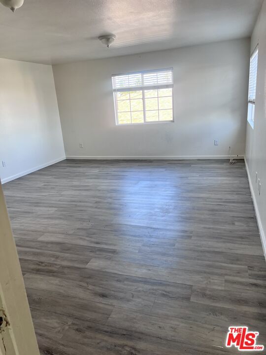 10516 S Broadway, Los Angeles CA: https://media.crmls.org/mediaz/2ededaa9-27c4-4a53-84bd-a72b24413519.jpg