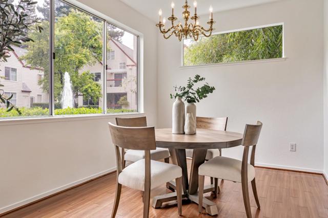 1203 Chelsea Way, Redwood City CA: https://media.crmls.org/mediaz/2edfe495-0936-4a03-be70-4c4cde1b95a1.jpg
