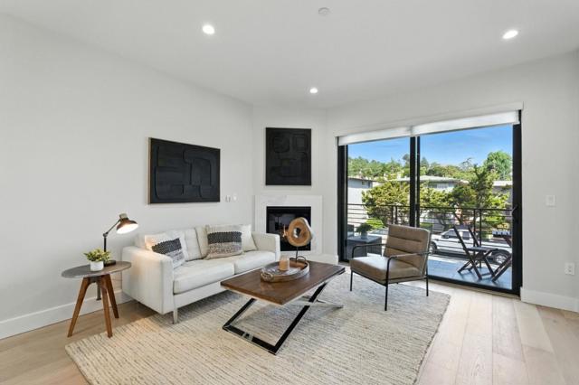 500 Walnut Street, San Carlos CA: https://media.crmls.org/mediaz/2ee01a54-864c-48f5-93ac-5cf610e11ff3.jpg