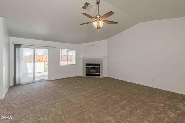 Detail Gallery Image 12 of 39 For 10908 Royal Ascot Ave, Bakersfield,  CA 93312 - 4 Beds | 2 Baths