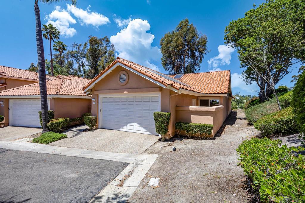 MLS #250032992SD img 26