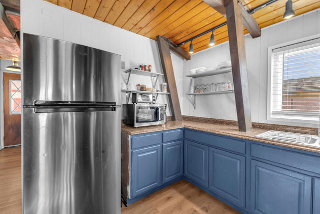 71915 Samarkand Drive, 29 Palms CA: https://media.crmls.org/mediaz/2ee12f99-c588-48b6-928f-6f70dba14f25.jpg