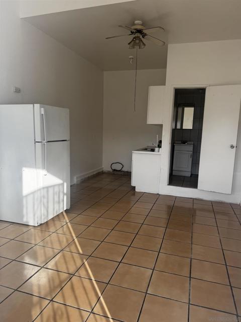 2980 K St, San Diego CA: https://media.crmls.org/mediaz/2ee1efc7-d23f-495a-83c9-1e49ae584079.jpg