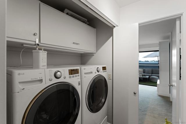 2399 Jefferson St, Carlsbad CA: https://media.crmls.org/mediaz/2ee24b07-ee65-48be-b3c1-82b183edd44d.jpg