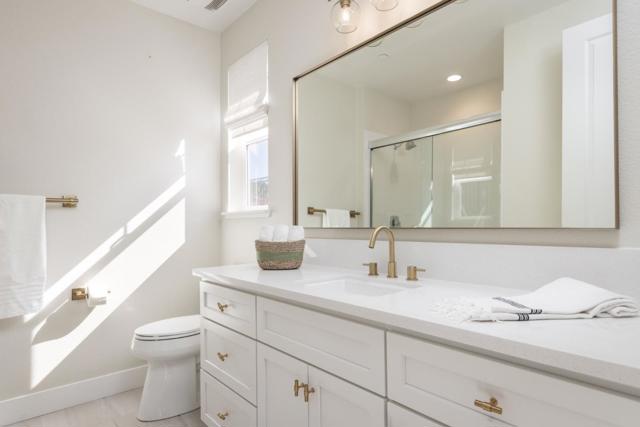 1771 Fairway Drive, Seaside CA: https://media.crmls.org/mediaz/2ee45d45-de90-4744-92a0-13045245c78e.jpg