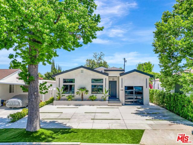 5730 Lasaine Avenue, Encino CA: https://media.crmls.org/mediaz/2ee5cae3-b427-4bfb-9f08-0f9dba7f0e54.jpg