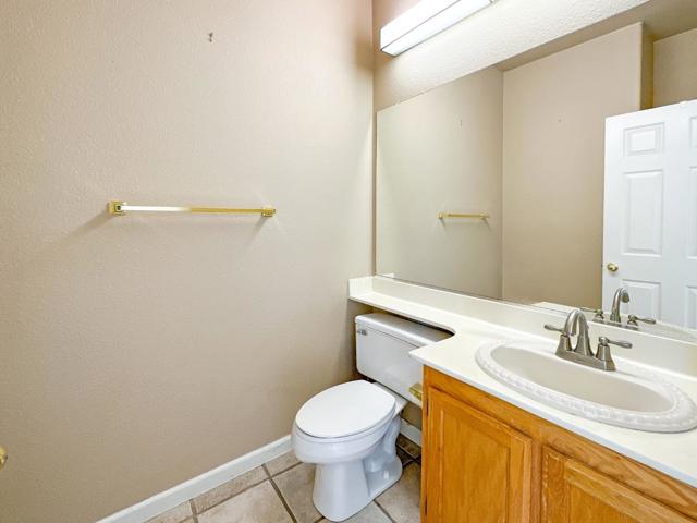 4305 Calsite Court, Antioch CA: https://media.crmls.org/mediaz/2ee657ae-caaf-4a7c-be88-8754367a4d29.jpg