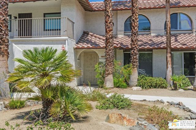 1852 N Mira Loma Way, Palm Springs CA: https://media.crmls.org/mediaz/2ee66ccc-7b02-4d21-a01f-6f3ac6cdaf5b.jpg