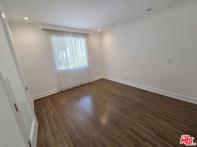 Image 11 of 14 For 130 San Vicente Boulevard 132 B