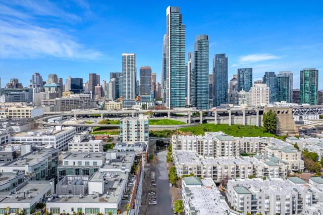 301 Bryant Street, San Francisco CA: https://media.crmls.org/mediaz/2ee6e10e-d48e-4eec-b279-0baf944488c7.jpg