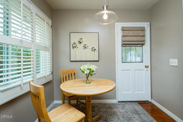 Detail Gallery Image 13 of 34 For 1329 Solita Rd, Pasadena,  CA 91103 - 3 Beds | 2 Baths