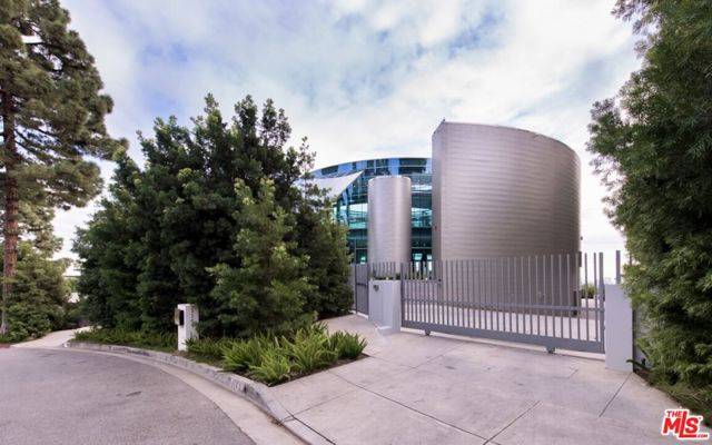 1169 Loma Linda Drive, Beverly Hills CA: https://media.crmls.org/mediaz/2ee7c497-a9b9-4091-b678-2300552187a6.jpg