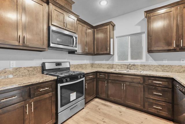 683 Granada Court, Merced CA: https://media.crmls.org/mediaz/2ee88780-f5e0-4950-b257-038c7a048267.jpg