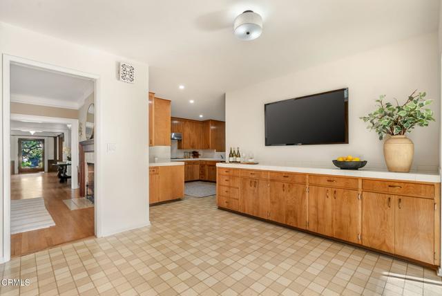 Detail Gallery Image 22 of 55 For 203 Oaklawn Ave, South Pasadena,  CA 91030 - 6 Beds | 5/2 Baths