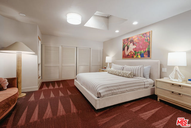 550 N Arquilla Road, Palm Springs CA: https://media.crmls.org/mediaz/2eeb1e8b-badc-4999-8ff1-15b3f3b385a5.jpg