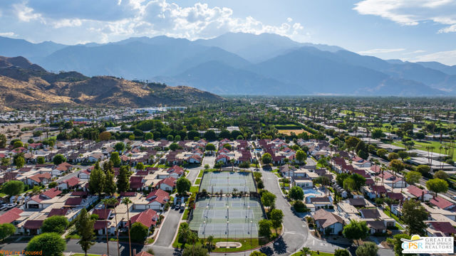2234 S Linden Way, Palm Springs CA: https://media.crmls.org/mediaz/2eec9eb8-9dc2-4d4b-b1d7-a566da737f6e.jpg