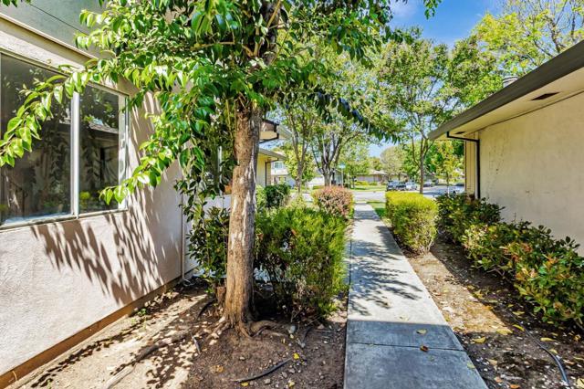 4643 Capay Drive, San Jose CA: https://media.crmls.org/mediaz/2eed2d26-05ba-4543-8754-c25b85825940.jpg