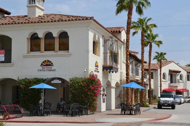 49091 Washington Street, La Quinta CA: https://media.crmls.org/mediaz/2eedccdf-48da-4b50-ae76-b1133278d4a6.jpg