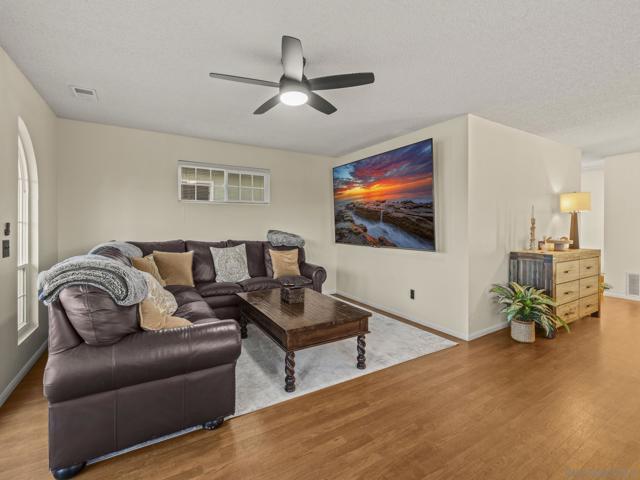 406 408 & 408B E Ave, Coronado CA: https://media.crmls.org/mediaz/2eee5f9d-c526-4109-a62b-a0aa93350f36.jpg