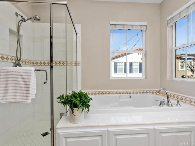 Detail Gallery Image 24 of 52 For 15677 Concord Ridge Terrace, San Diego,  CA 92127 - 4 Beds | 2/1 Baths